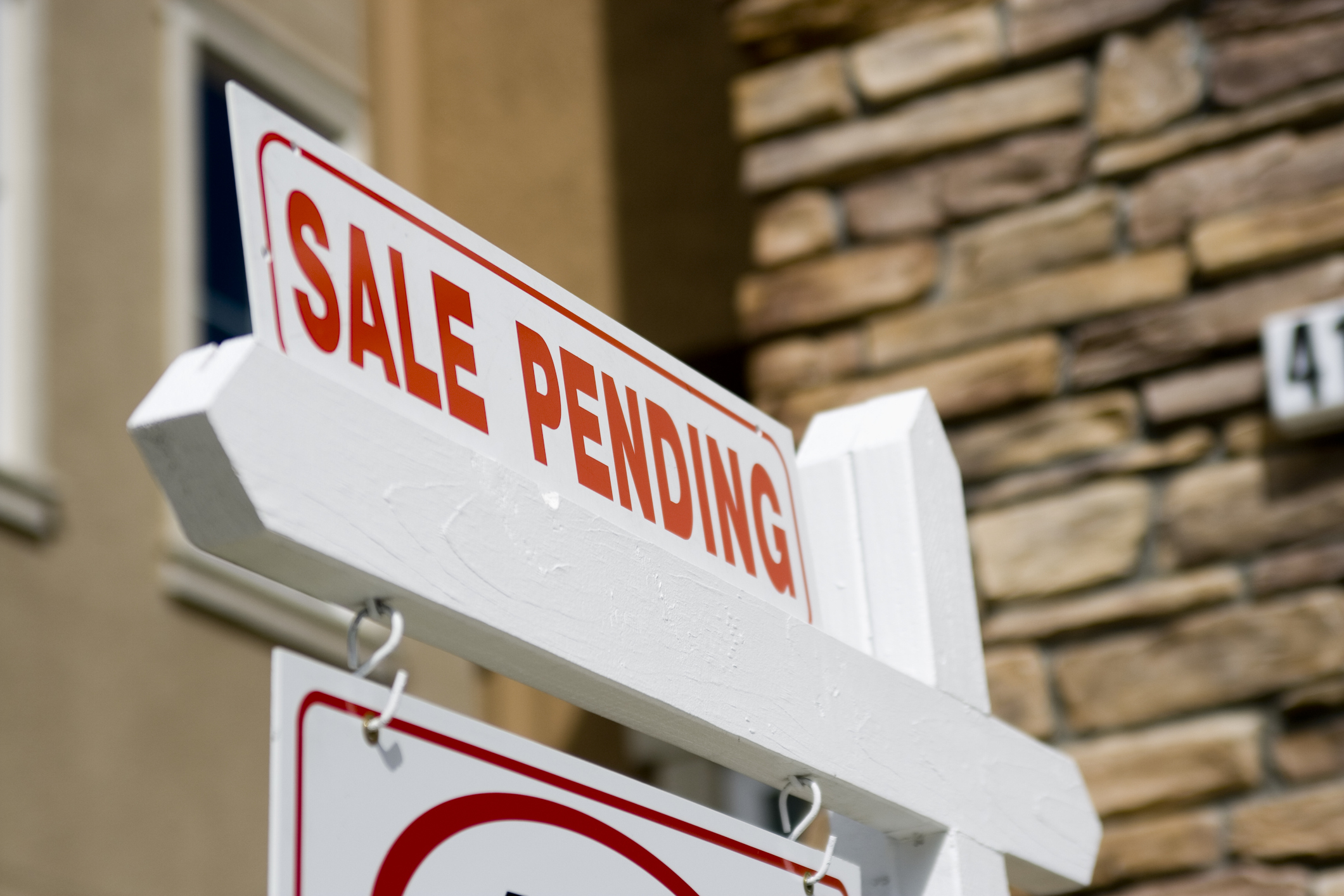 pending vs. contingent; difference between pending and contingent; pending vs. contingent real estate